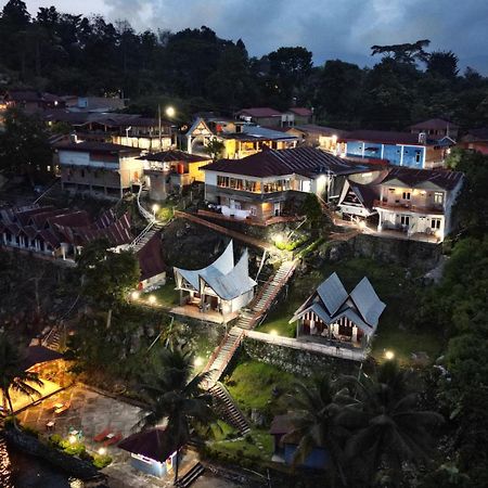 Vandu'S View Guest House & Restaurant Tuktuk Siadong Exterior foto